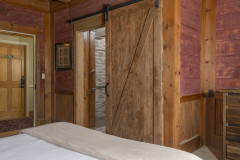 Mountain Top Resort Classic Lodge Room