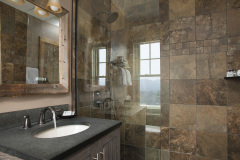 Mountain Top Resort Classic Lodge Room Bathroom