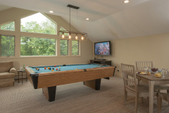 Mountain Top Resort Greystone Guest House Loft Game Room