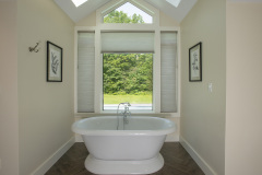 Mountain Top Resort Greystone Guest House Master Bathroom Soaking Tub